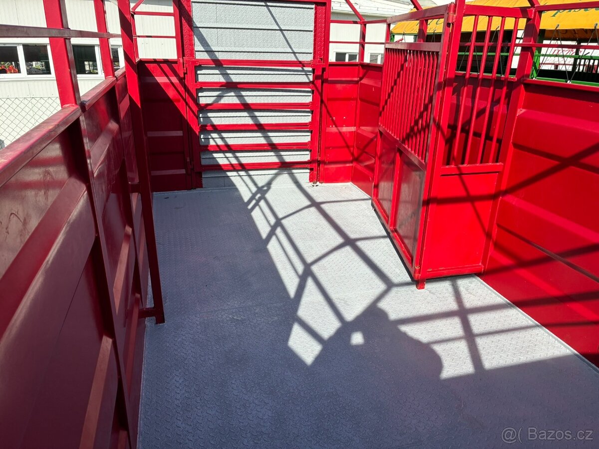 Přepravník dobytka Pardál 5,5 - 6