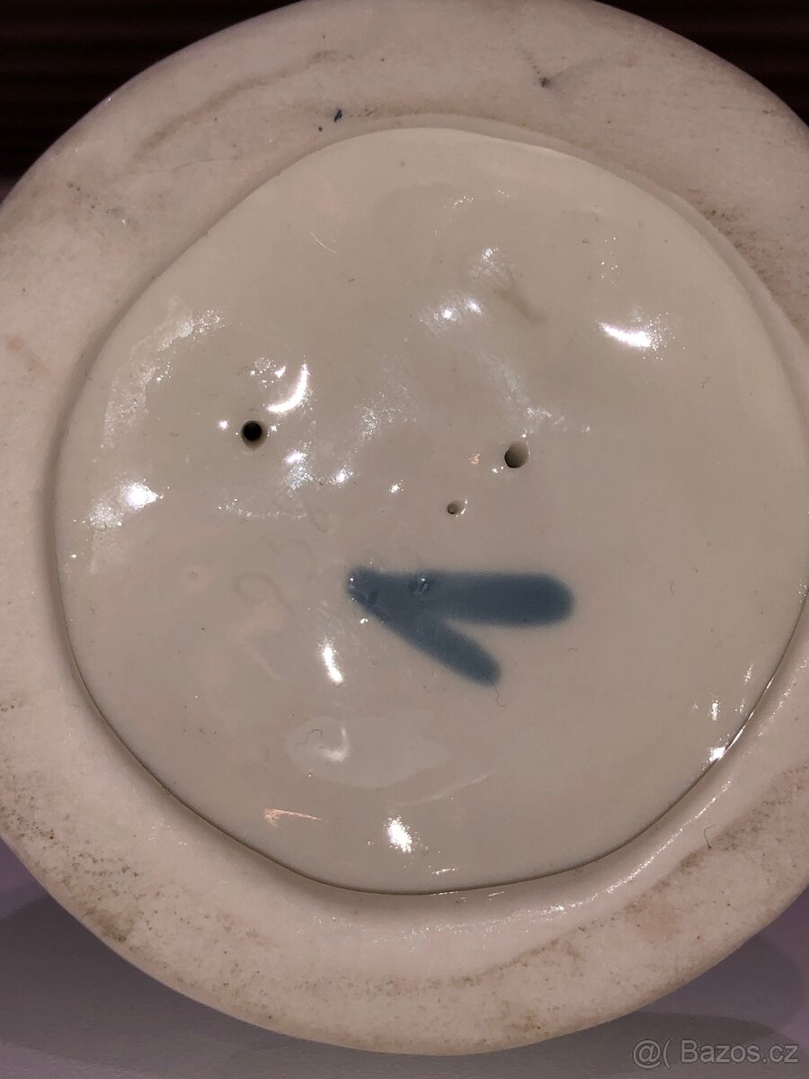 Retro porcelánová figurka Chlapec s harmonikou a psem - 6