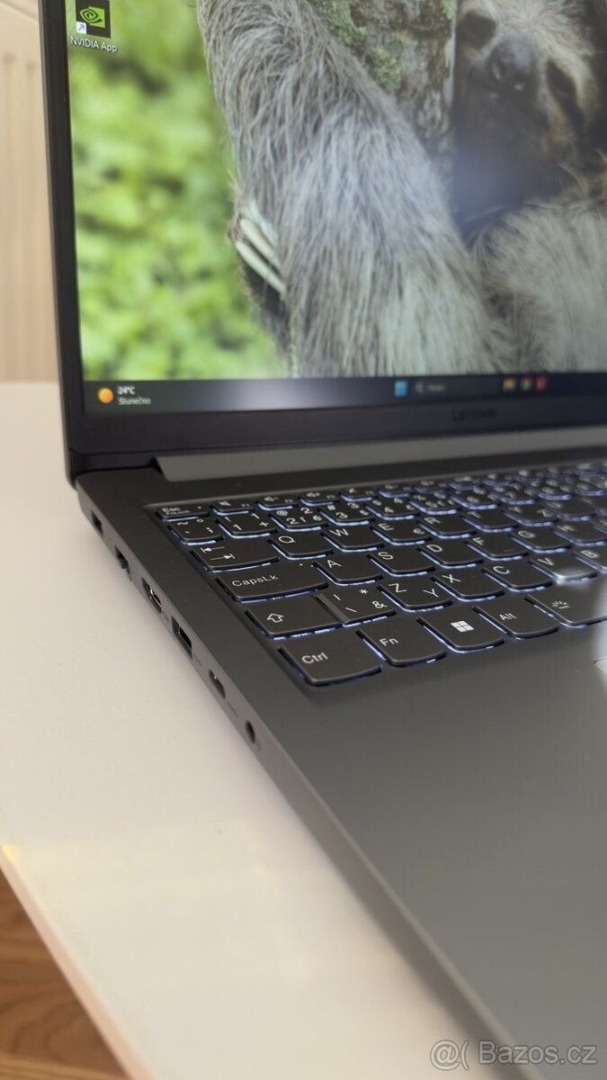 Prodám herní notebook Lenovo LOQ 15IAX9E - 6
