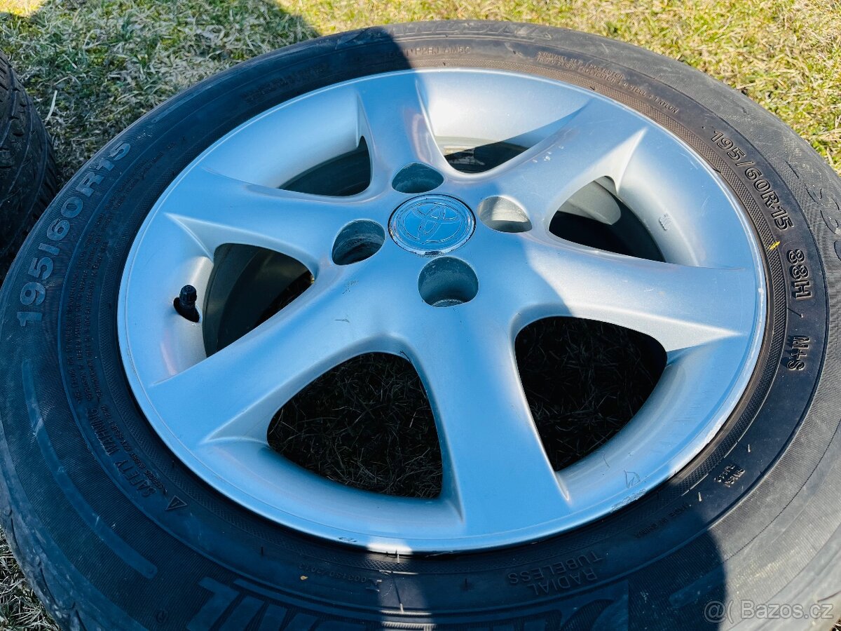 Prodám alu kola Toyota Corolla e12 - 6