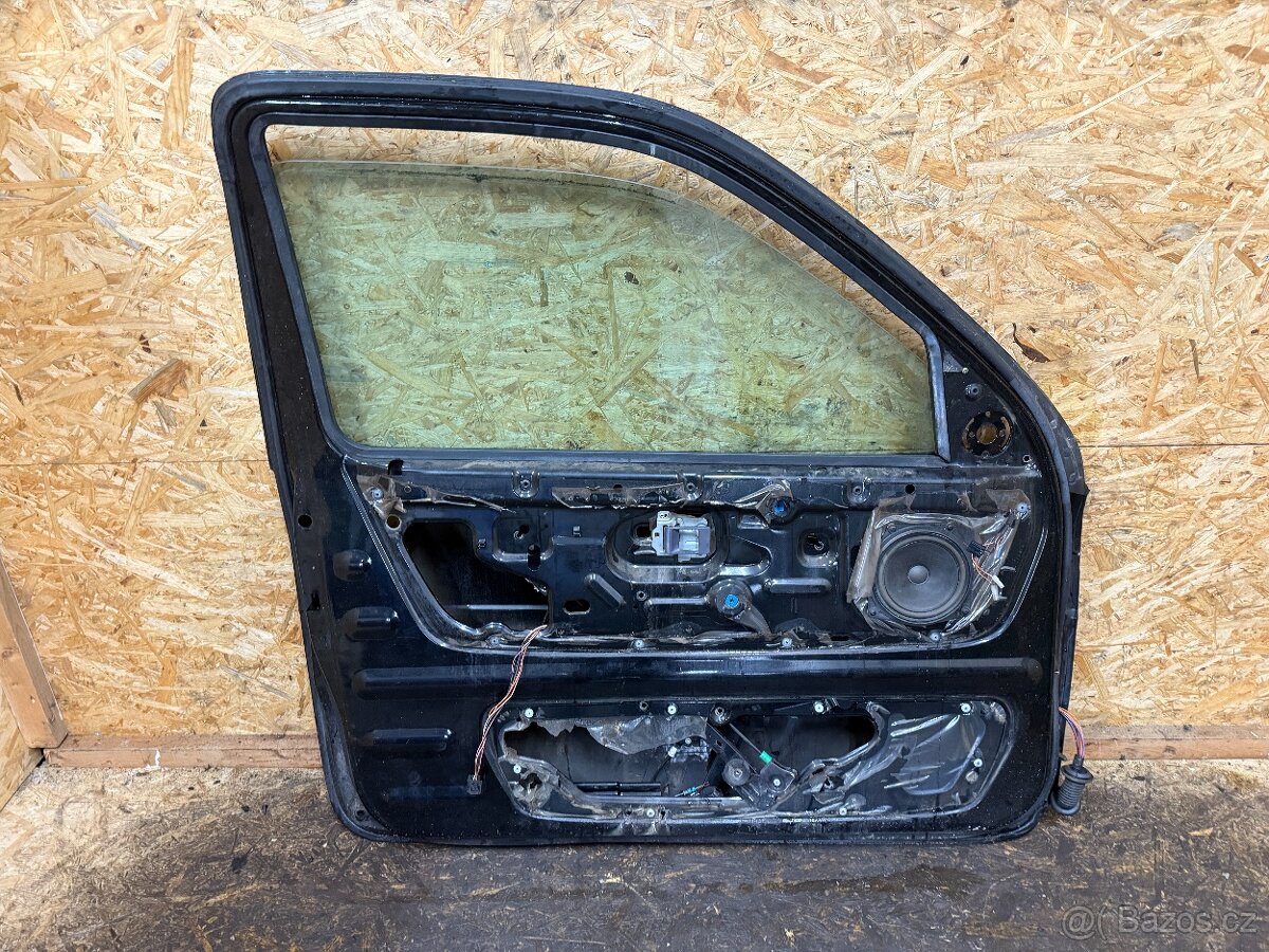 LEVÉ DVEŘE LAND ROVER FREELANDER - 6