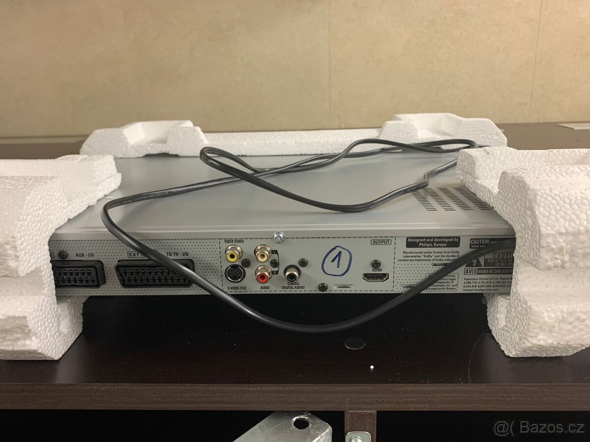 NOVÝ PHILIPS DVDR 3400 PLAYER/RECORDER - 6