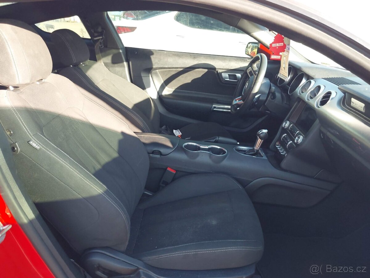 Ford Mustang EcoBoost 2019 - 6