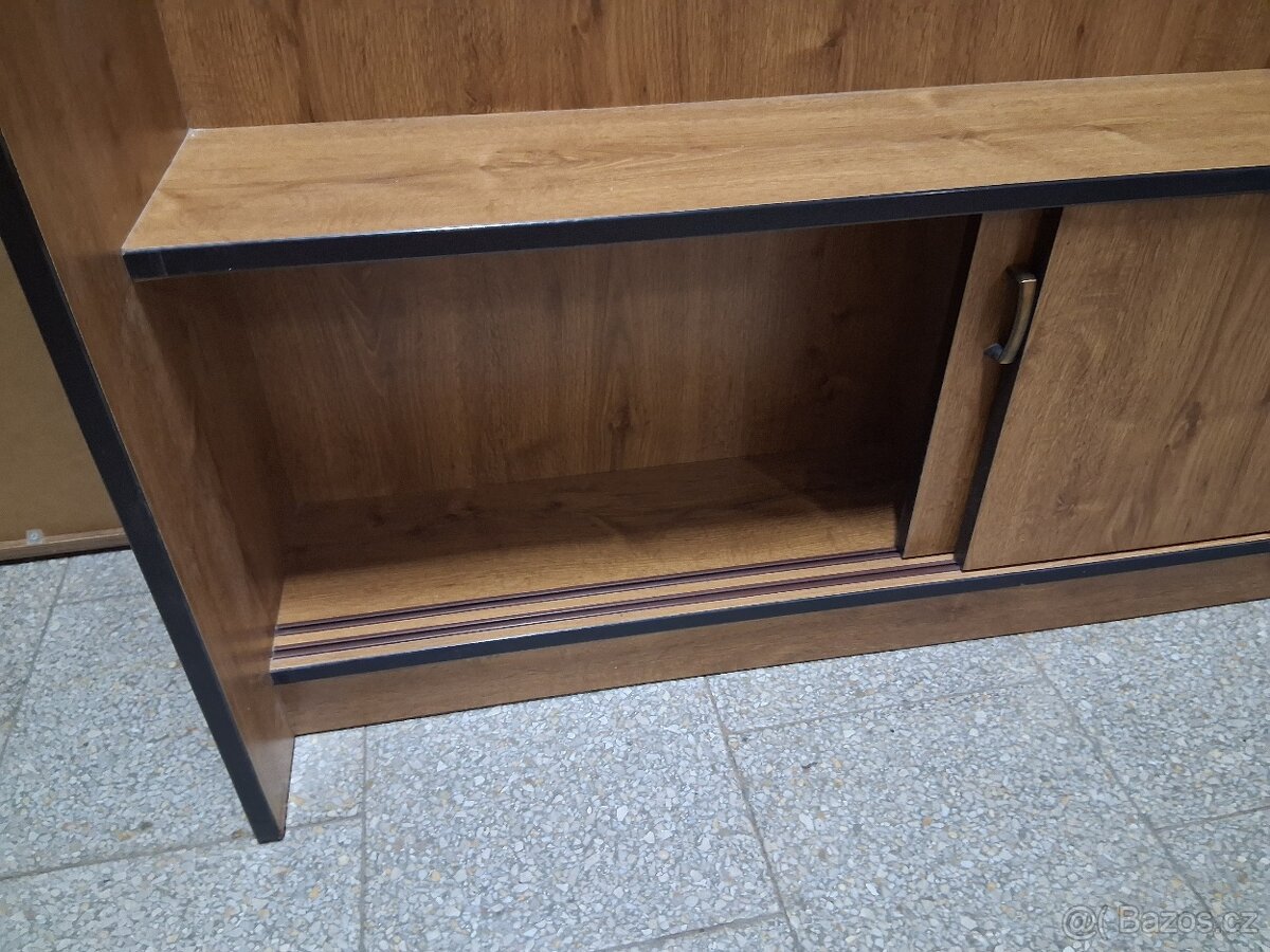 Předsíňová stěna hnědá - 6