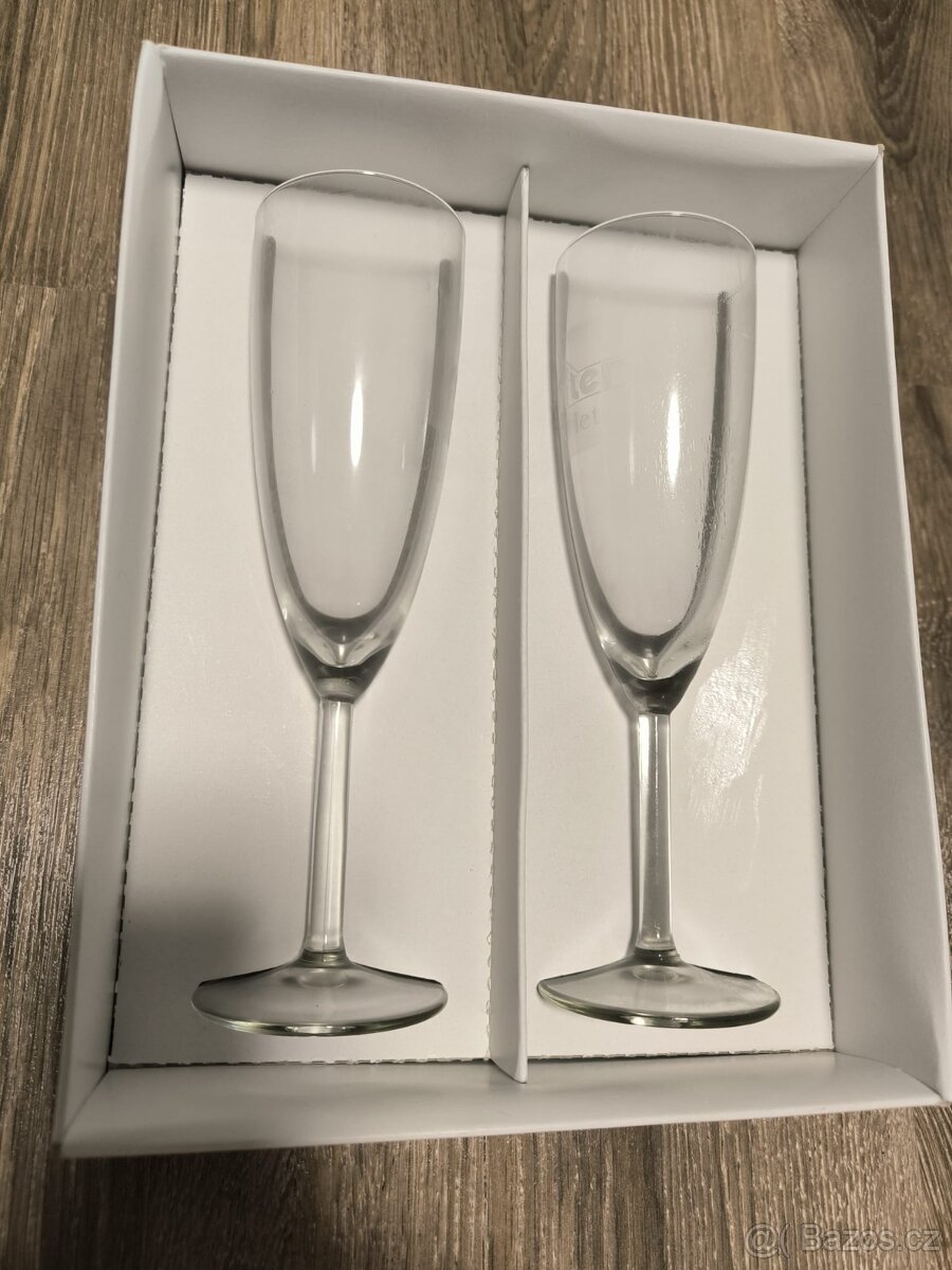 Sady hrnků a mix skleniček - 6