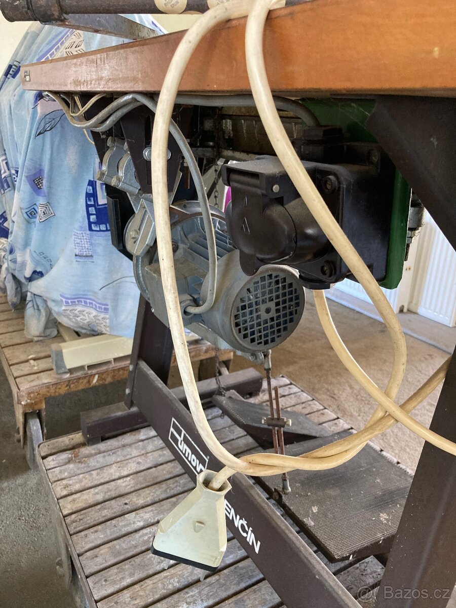 Průmyslový 5-ti nitný overlock Yamato - 6