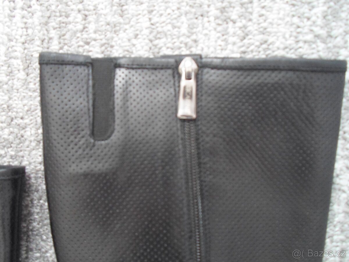 Černé kožené boty kozačky Carini - 39 - 6