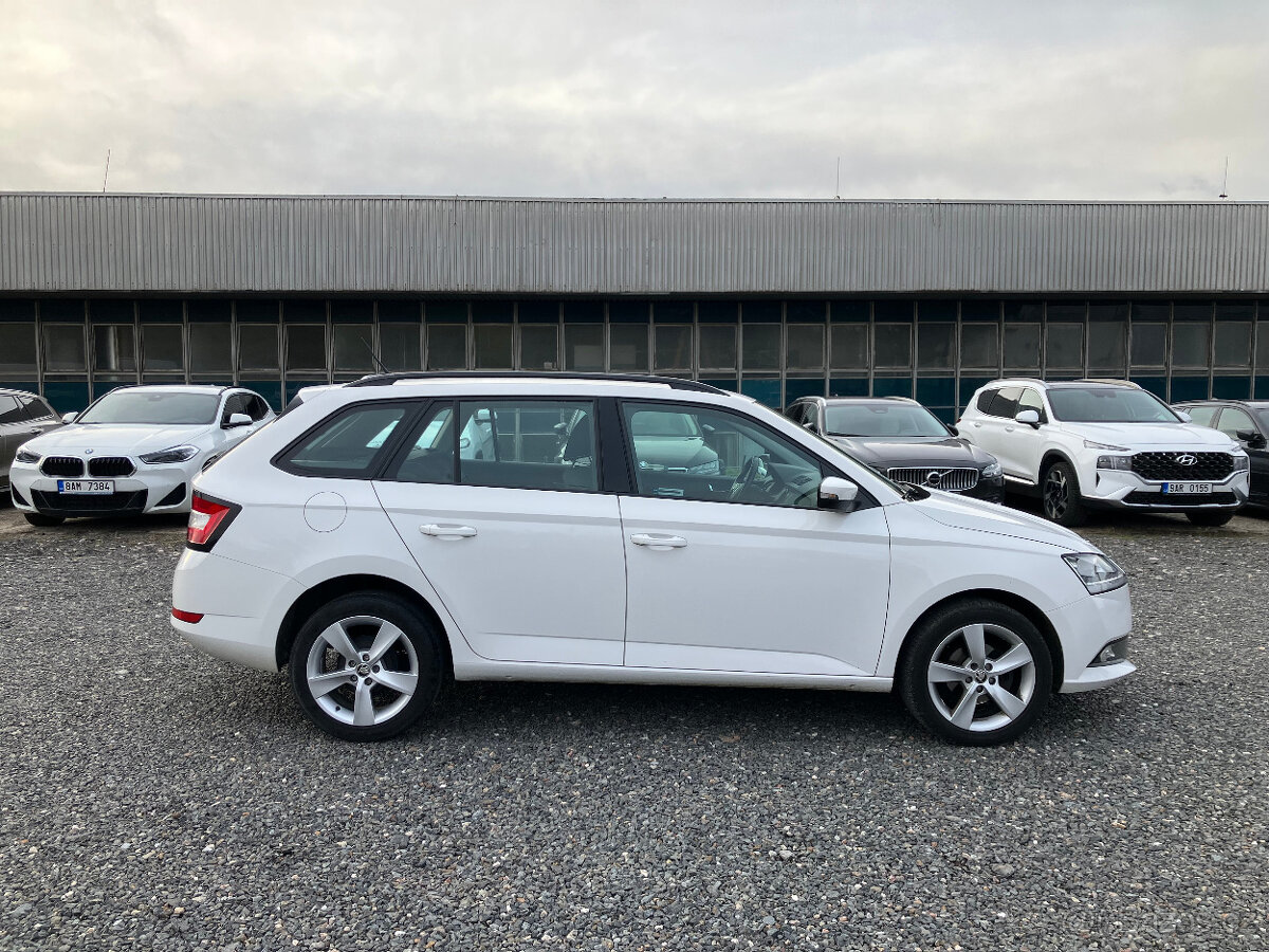 ŠKODA FABIA NAVI TAŽNÉ CARPLAY - 6