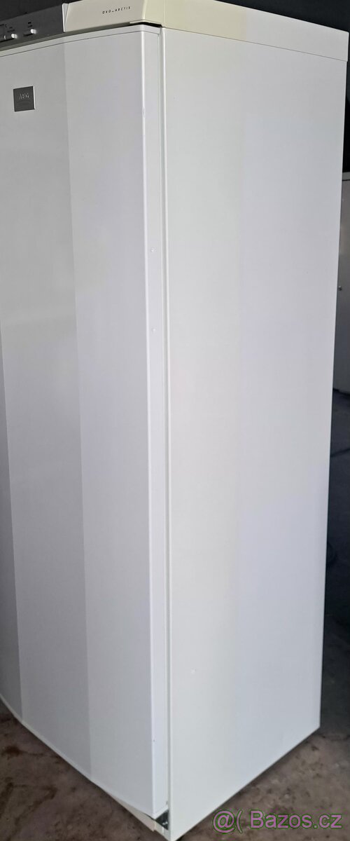AEG ELECTROLUX 6 šup. mrazák, 220L. - 6