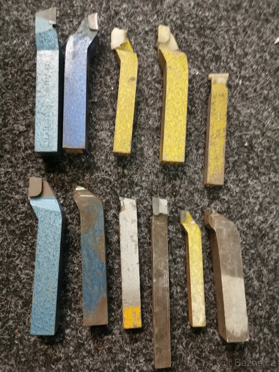 Příslušenství k soustruhu. - 6