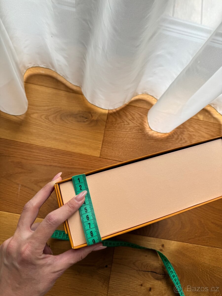 Louis Vuitton krabice a stuha. - 6