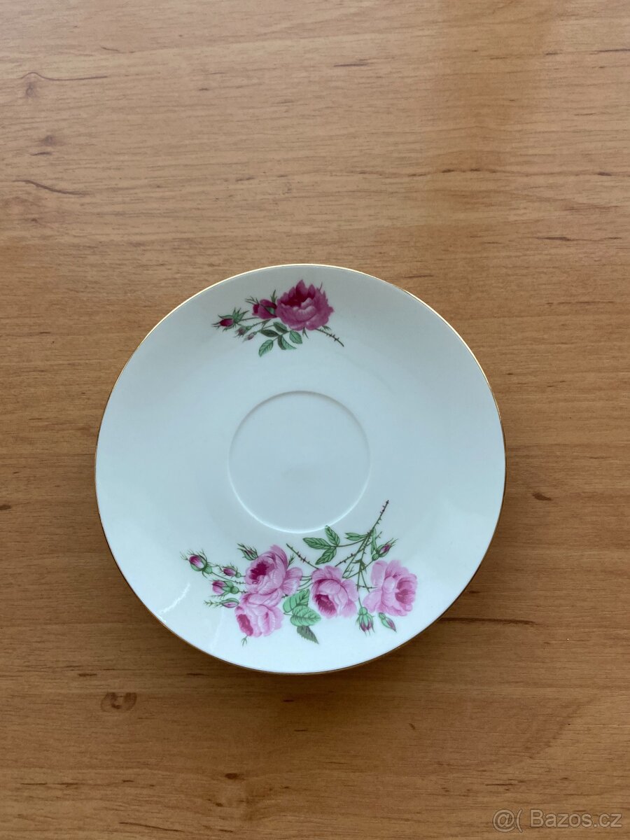 SADA KRÁSNÝCH 6 NOVÝCH KÁVOVÝCH HRNÍČKÚ S PODŠÁLKY - 6