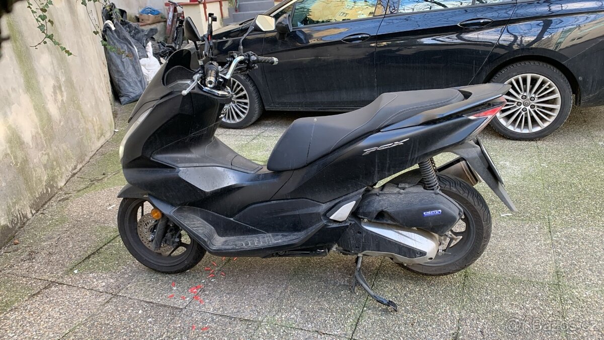 Pronájem skútru k rozvozum - 6