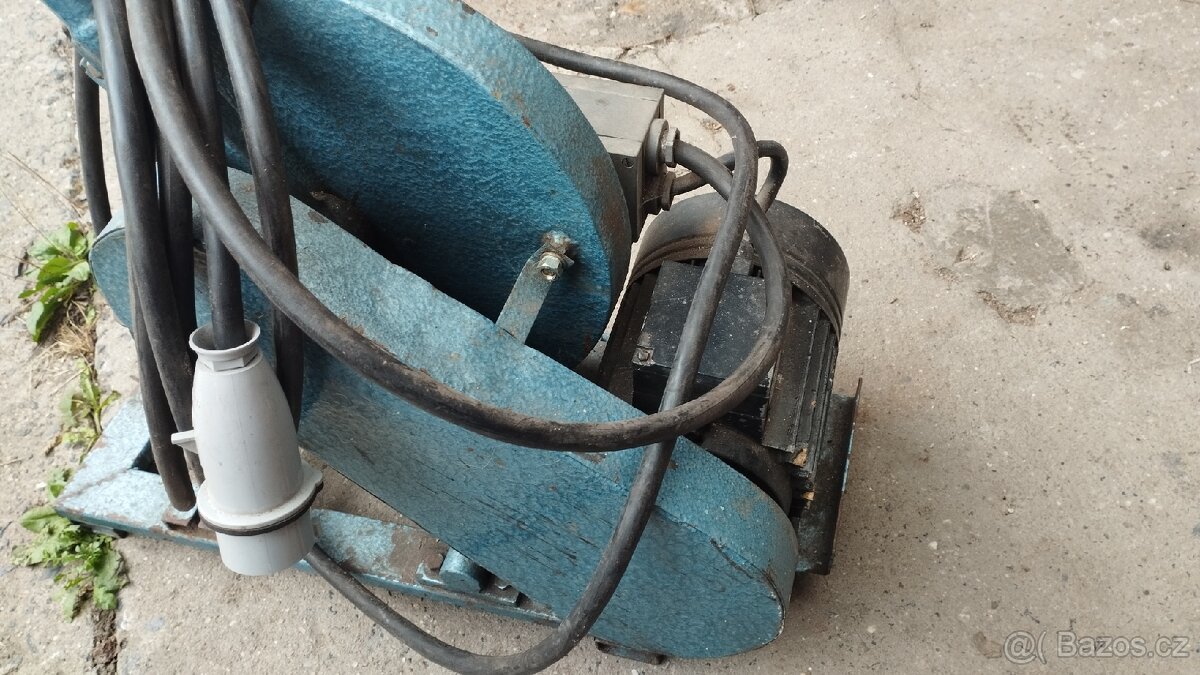 Kotoučová pila, 3f motor - 6