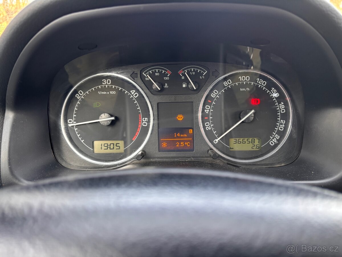 Prodám Octavii 1.9tdi 96kw asz L&K - 6