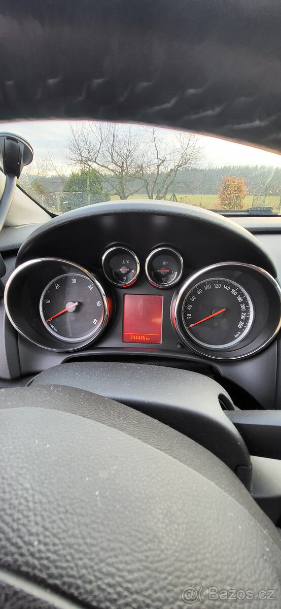 Opel Astra r.v. 2011 - 6