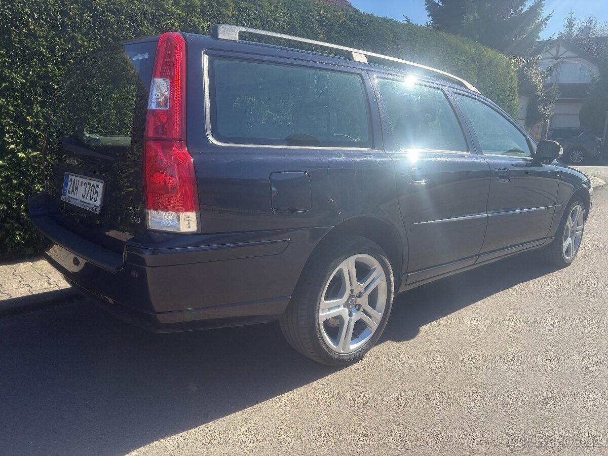 Volvo V70 2,5 AWD - 6