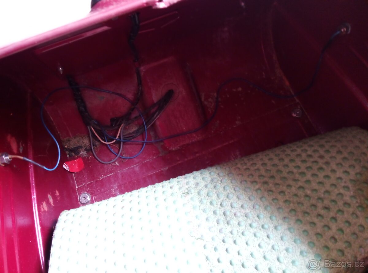 Přívěsný vozík PAV - 6