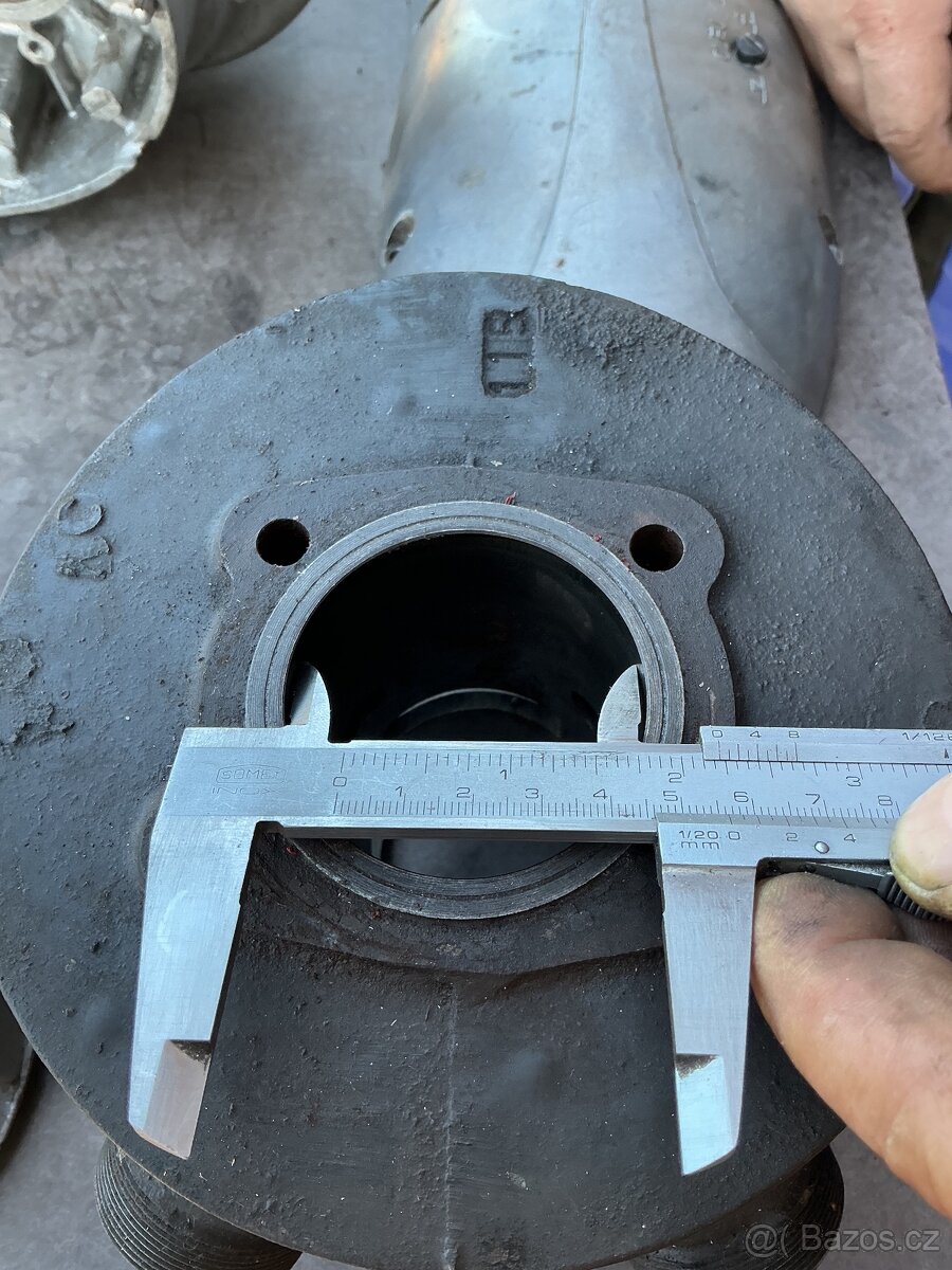 Prodám rozebraný motor Jawa ČZ 175/356 - 6