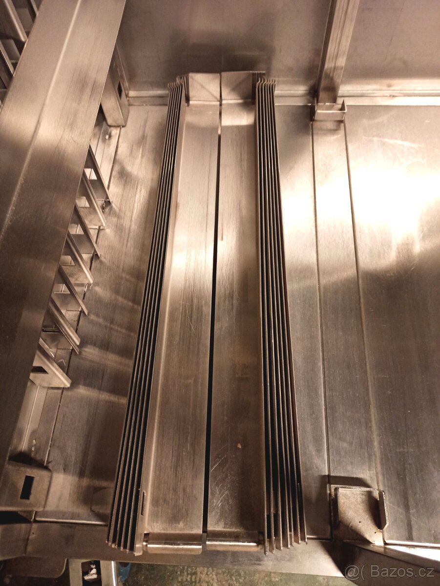 Nerezová skříň - 6