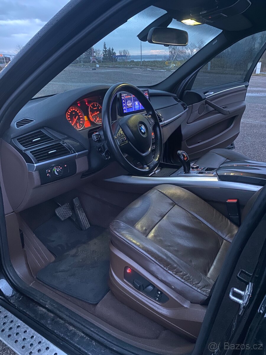 BMW X5 3.0d 180 kW, r. 2011 - 6