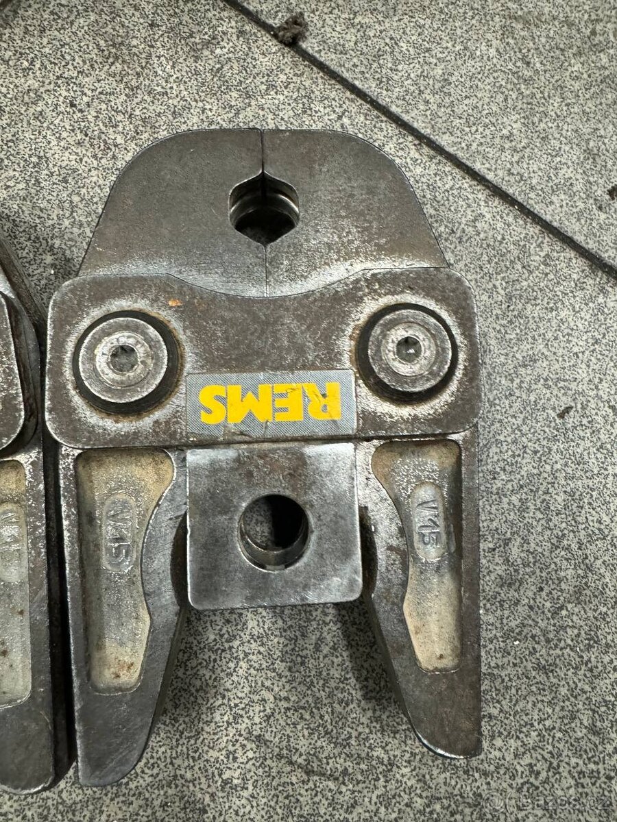 Akumulátorový radiální lis REMS - 6