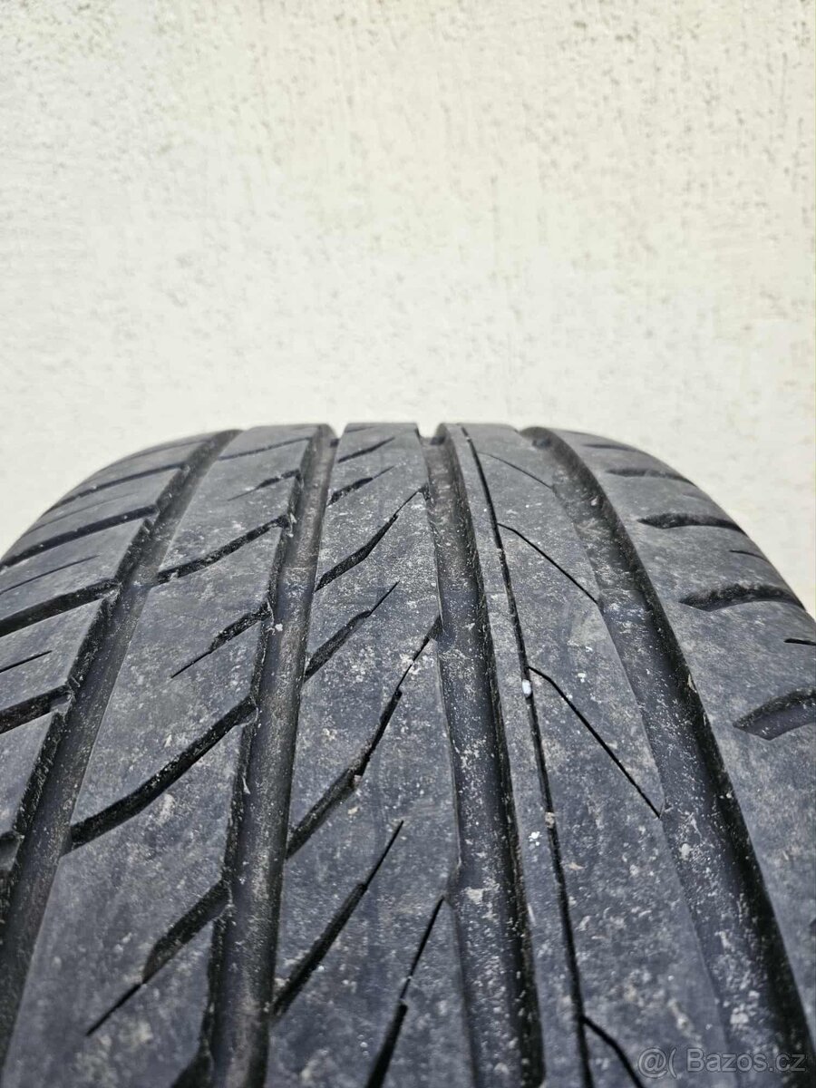 VW Touareg - letní sada R18 255/55 - 6