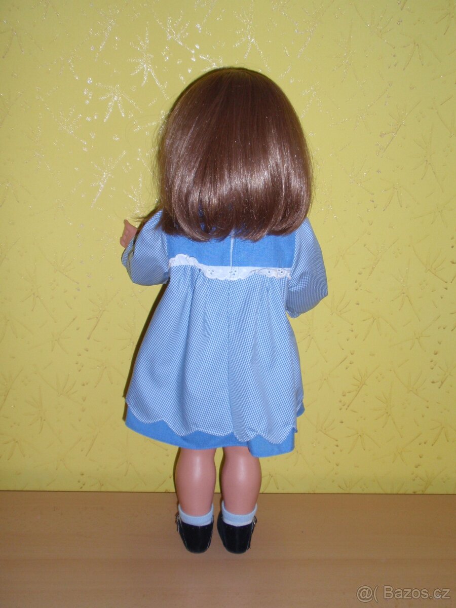 Stará značená panenka v původních šatech a botách - 6