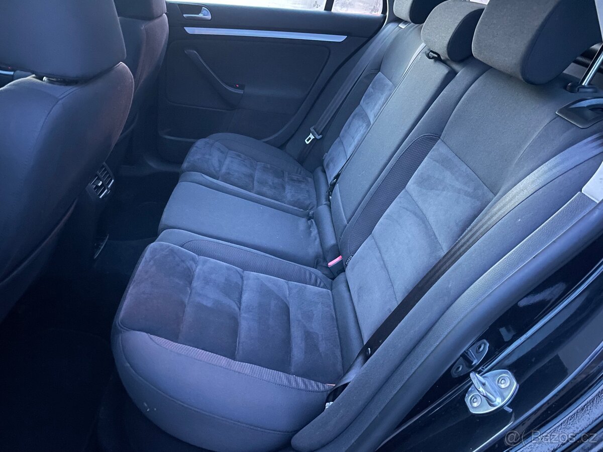 VW Golf 6 1.6 TDi 77kw HIGHLINE nová STK - 6