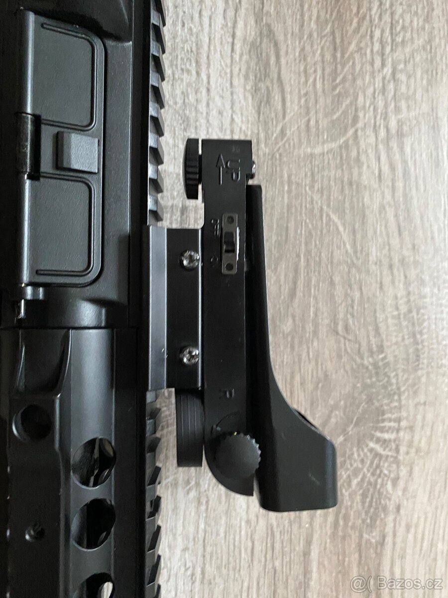 Airsoftová zbraň M4A1 - 6