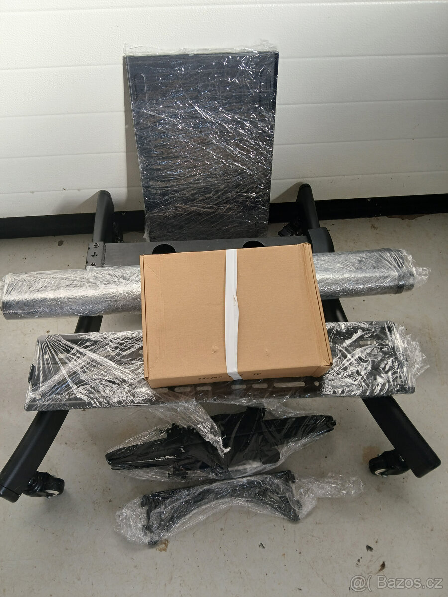 Stojan na televizi. - 6