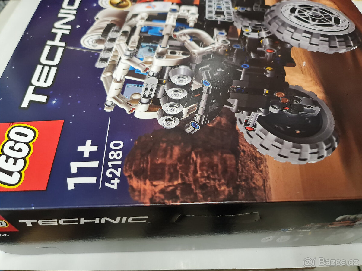 LEGO® Technic 42180 Marťanské vozidlo s posádkou + box - 6