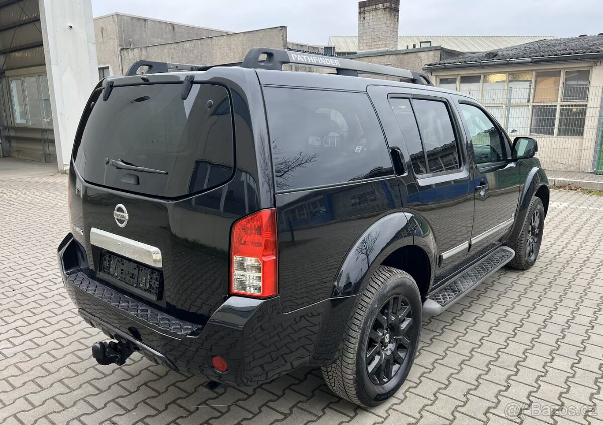 Nissan Pathfinder 3.0 dCi LE 170kw - 6