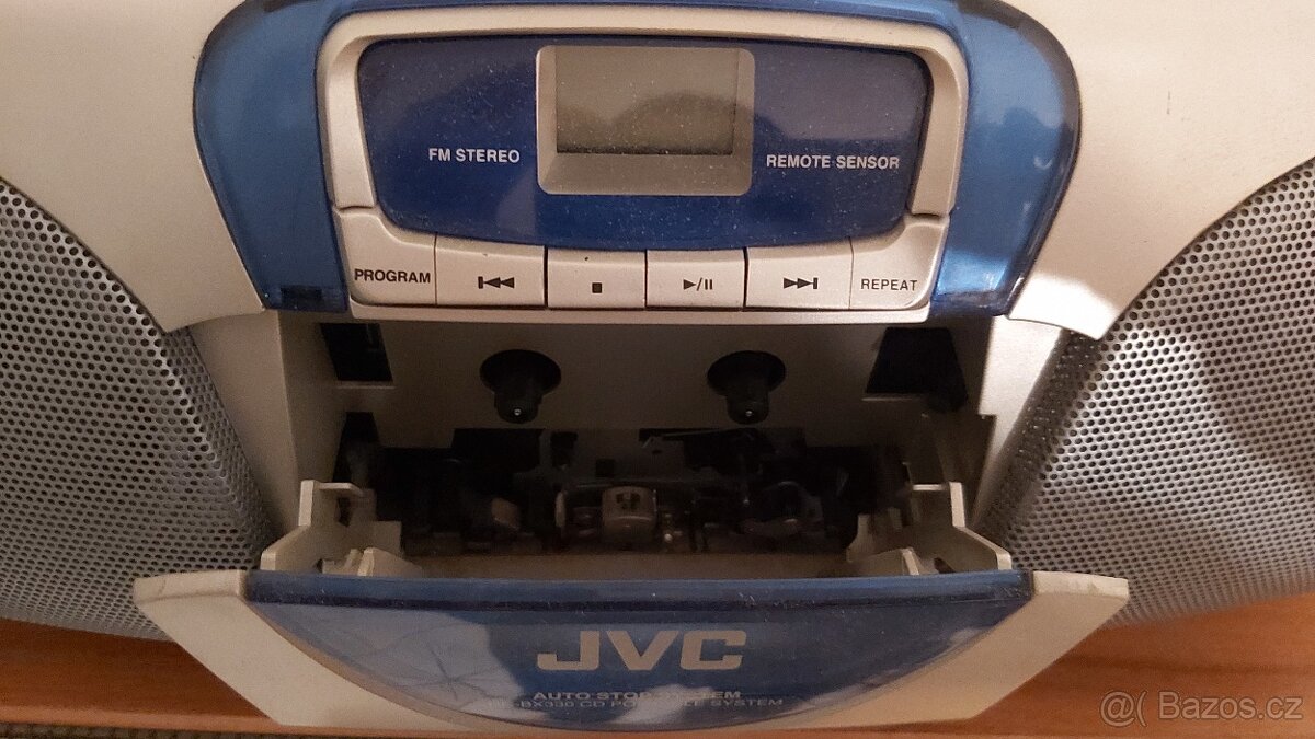 Prodam retrofešáka JVC - 6
