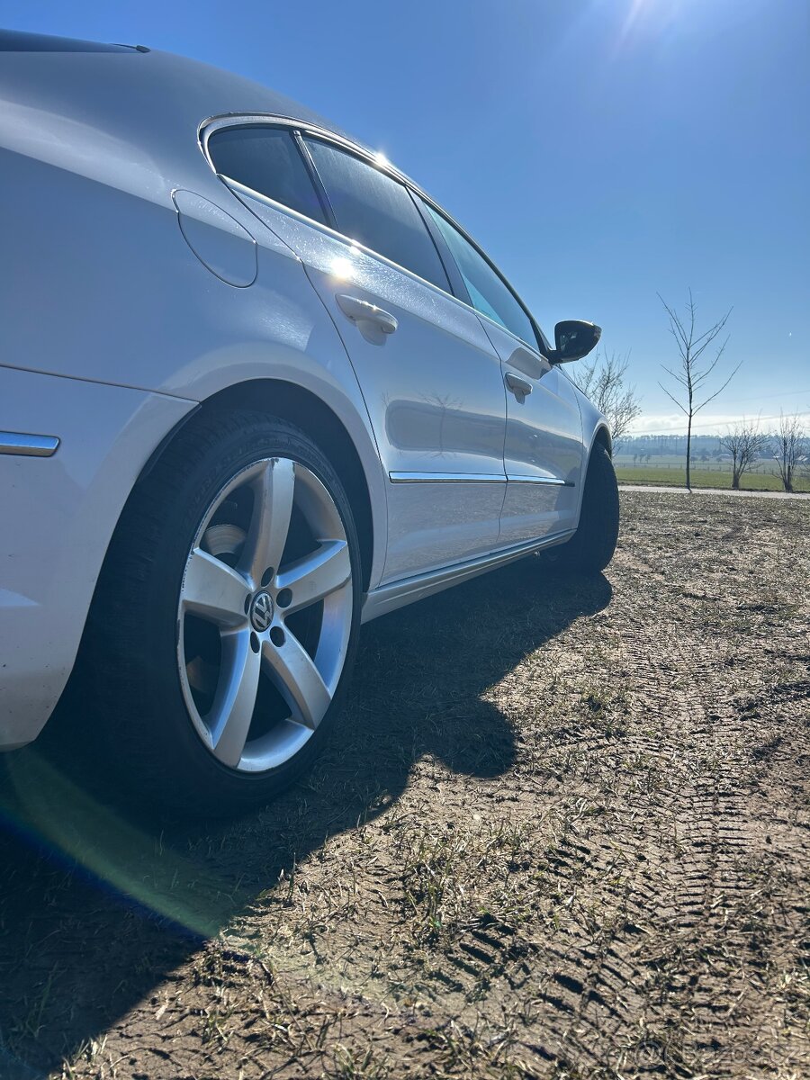 VW PASSAT CC 2.0 TDI 125 KW 4x4 - 6