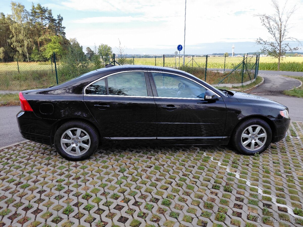 Volvo S80 1.maj.,nová stk, servis volvo - 6