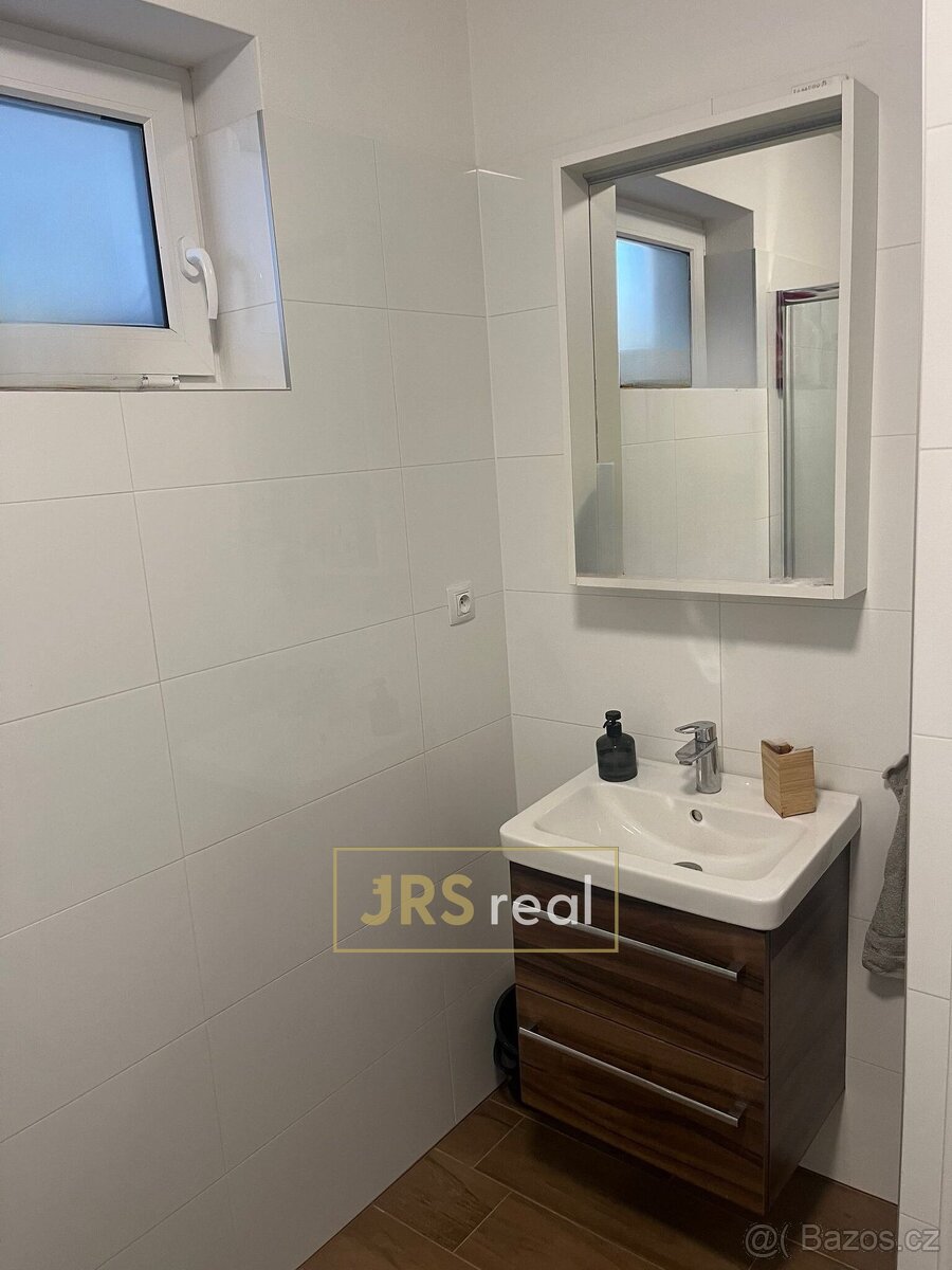 Pronájem bytu 2+kk, 55 m² ve Slavkově u Brna, ev.č. 160098SM - 6