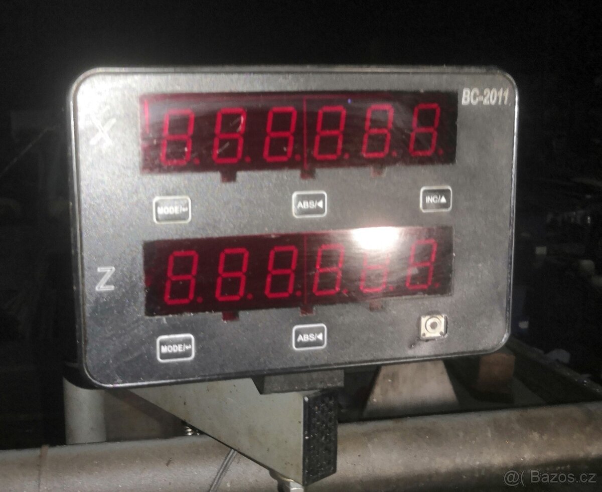 SUI 40/1500 TOS Soustruh s Odměřovaním - 6