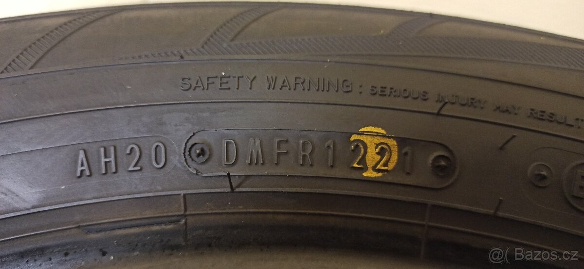 Falken Eurowinter HS01 205/60 R16 96H 6 - 6,5 mm - 6