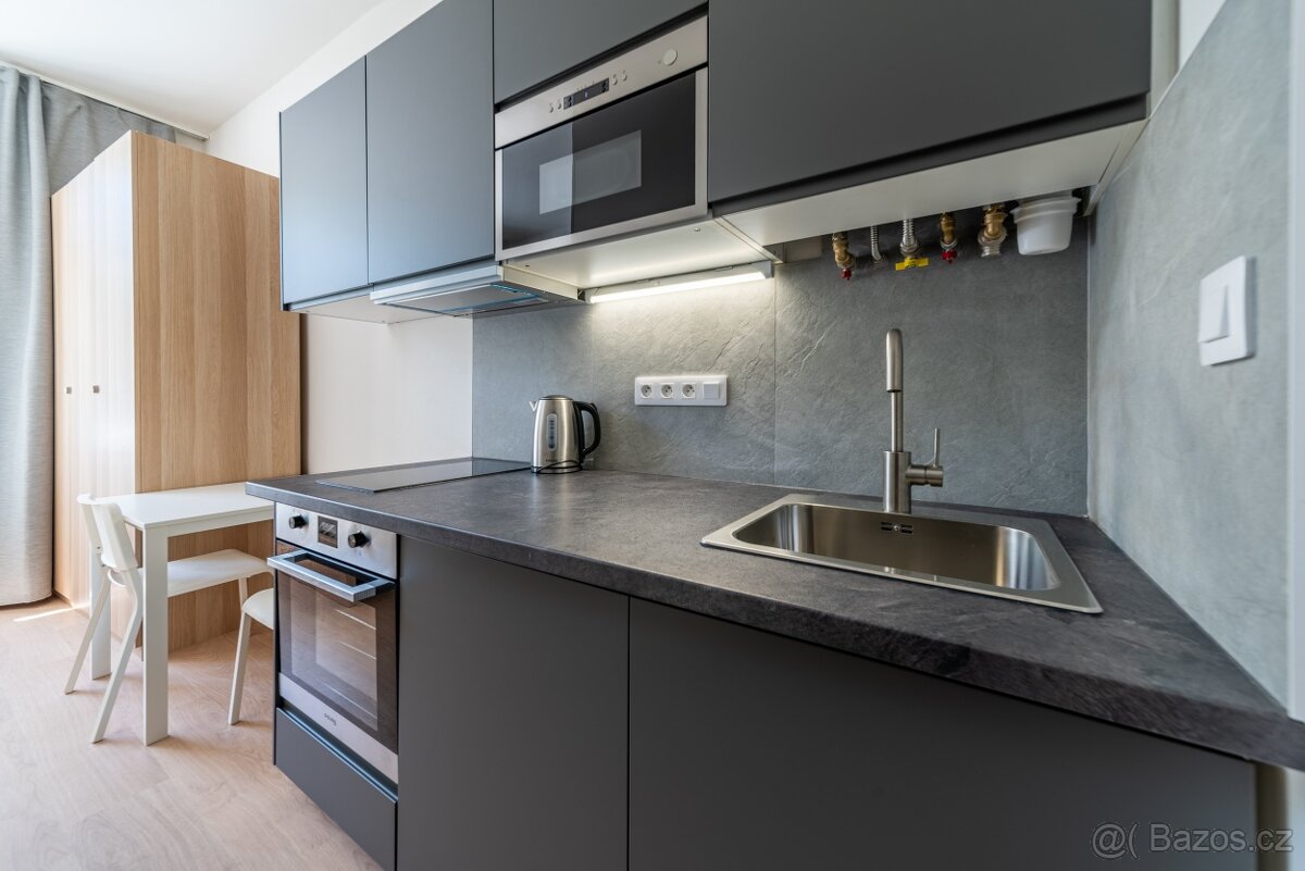 Byt 1+kk — Praha 5, Smíchov - 6