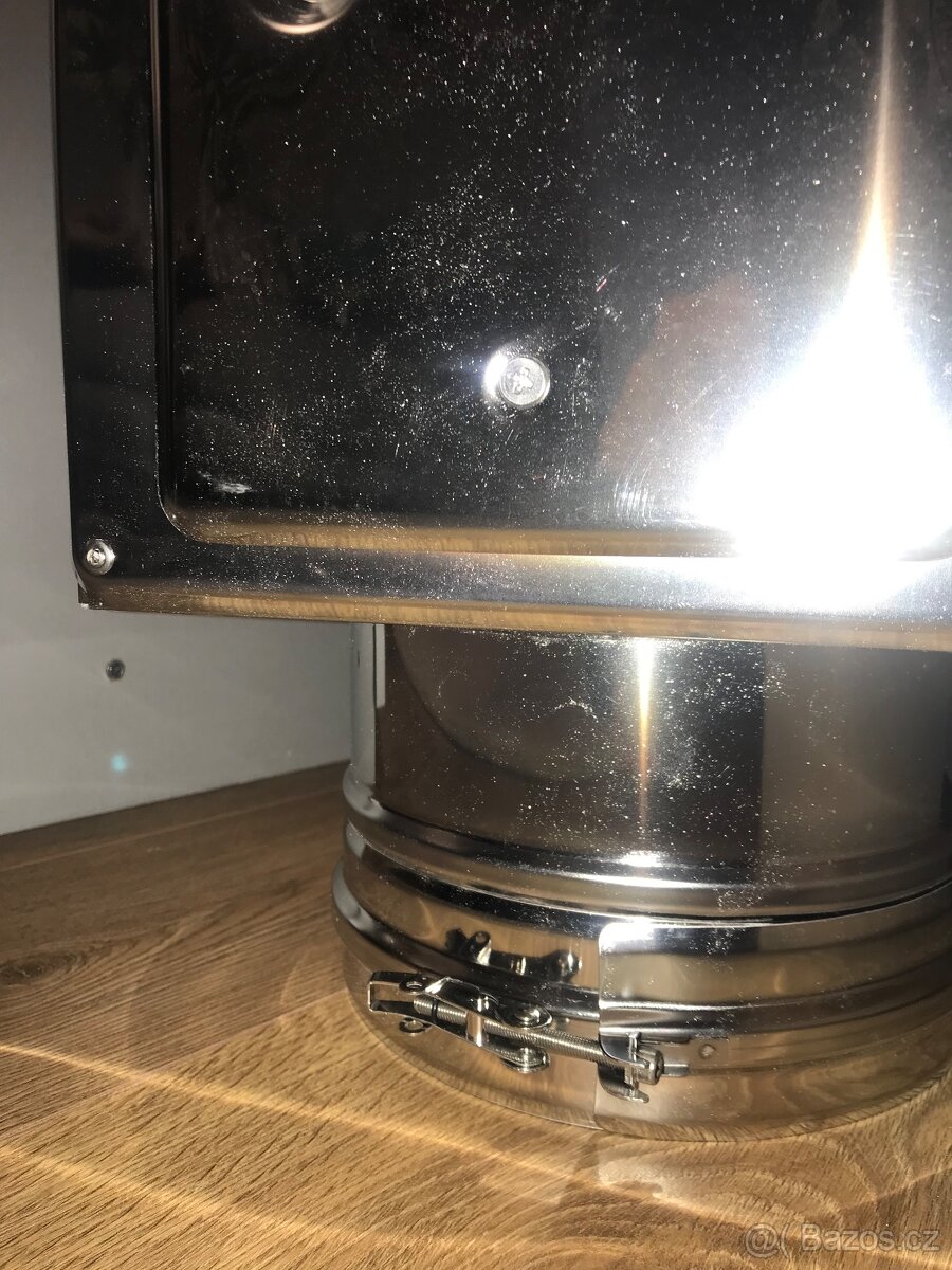 Nova nerezova kontrolni dvirka zn.Schiedel ICS 25 - 6