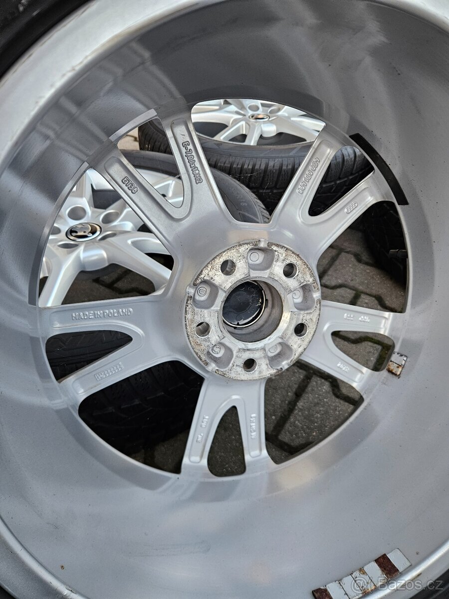 ALU Skoda kodiaq 5x112 Zimní Dunlop 235/55/18 - 6