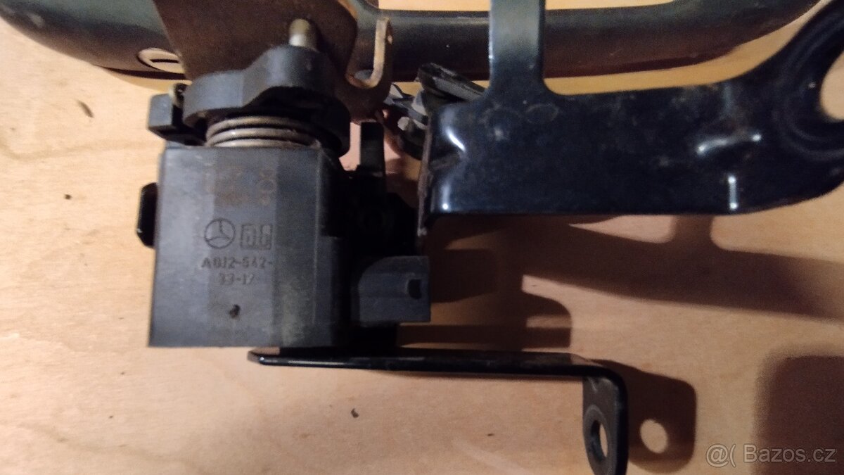 W638 různé díly Mercedes Vito - 6