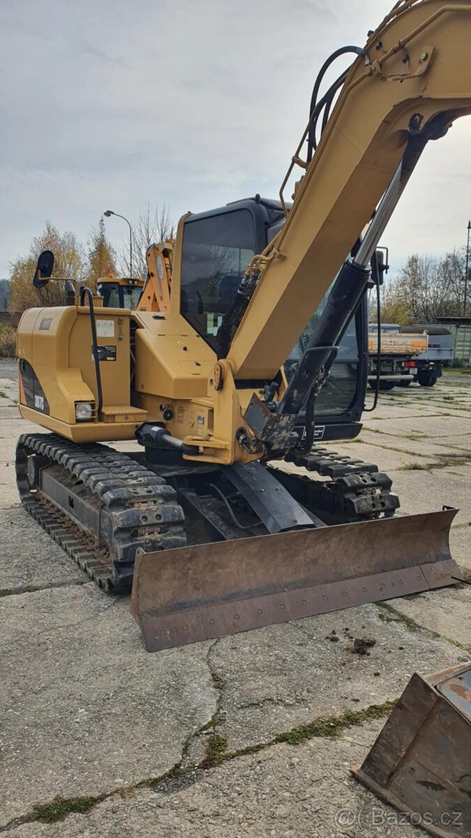 Caterpillar 307C - 6