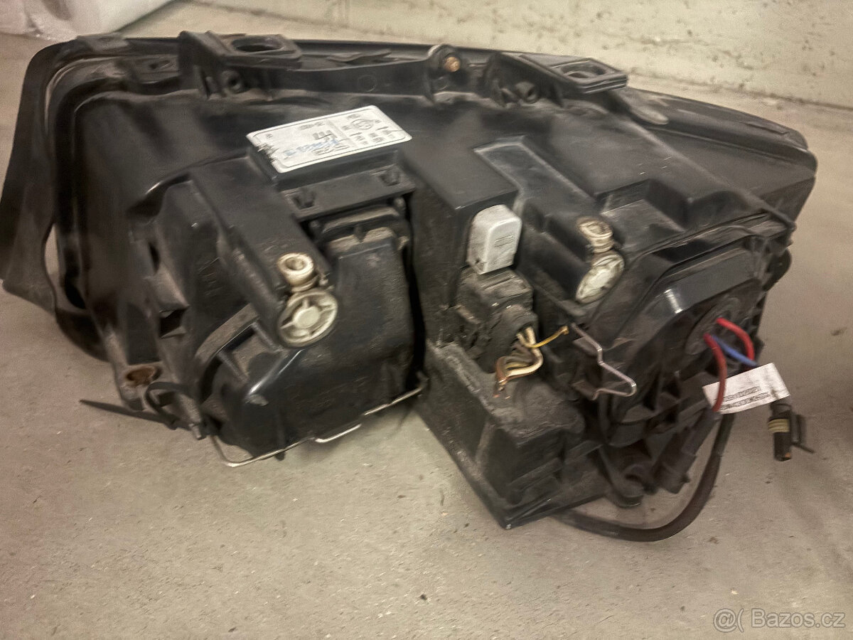Přední světlomety pro Audi A4 2004/2005 - 6