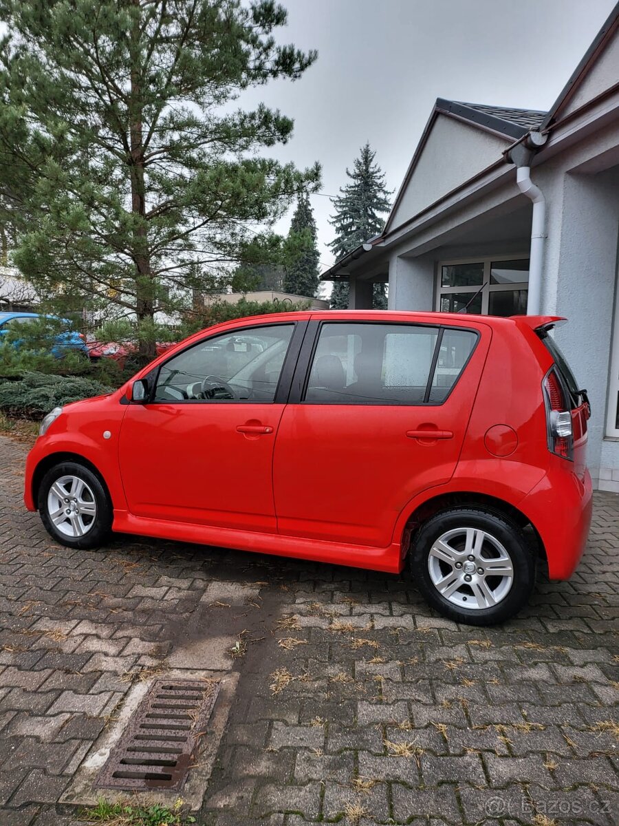 Subaru Justy 1.0i KLIMA - 6