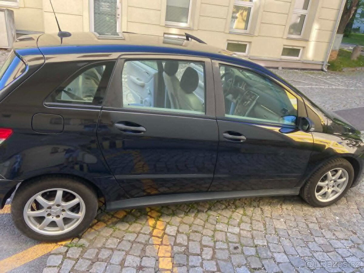 Mercedes Benz B 180 CDI - 6