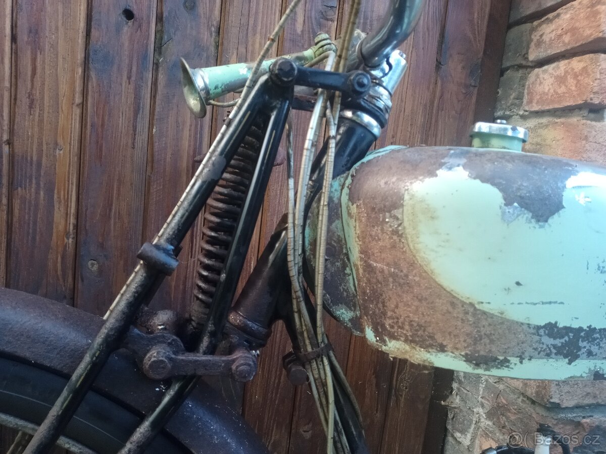 Předválečné francouzské motokolo s doklady - 6