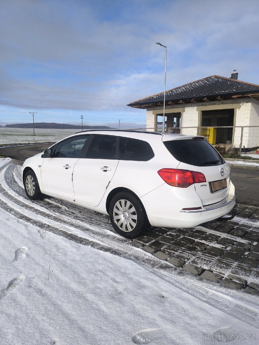 Opel Astra J Sports Tourer 1.6 CDTI 2015 - 6