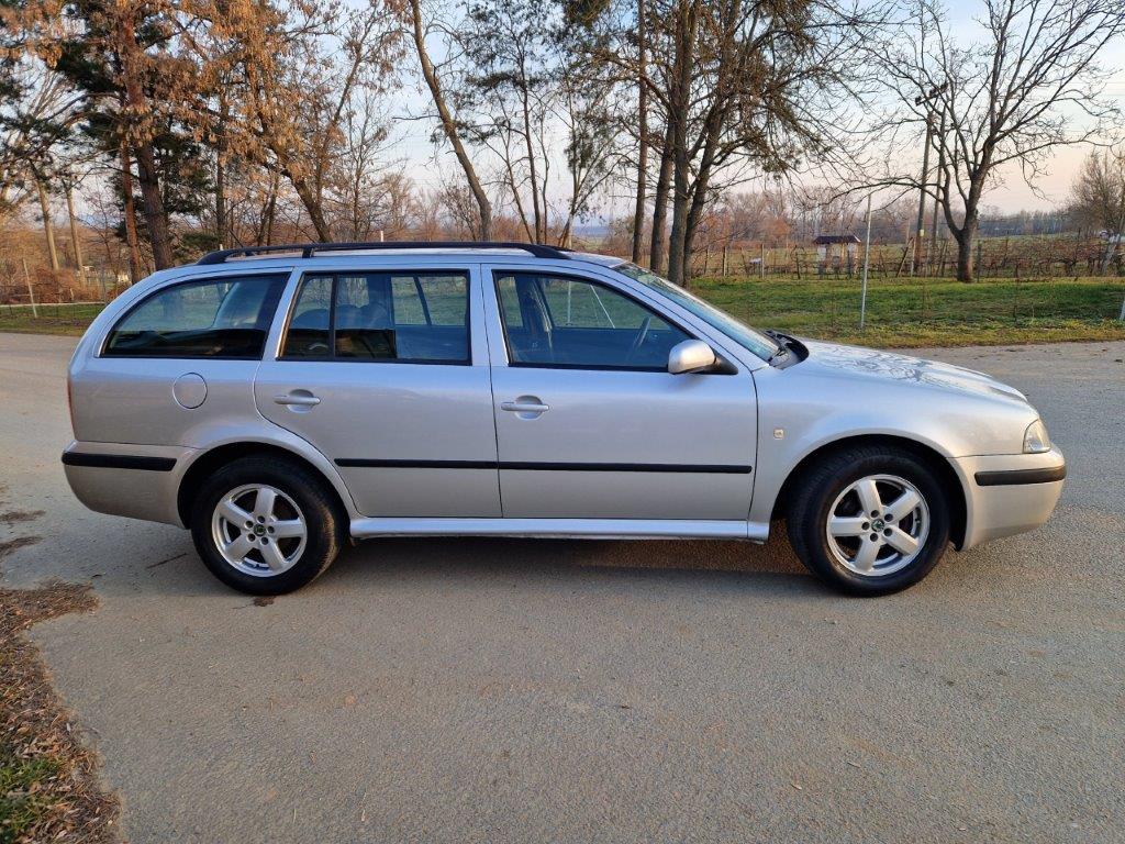 Octavia I combi 1,6 MPI 75 KW , TOP STAV bez koroze - 6